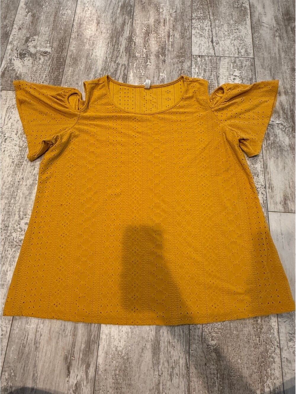 PerSeption Women 1X Mustard Eyelet Cold Shoulder Boho Top
